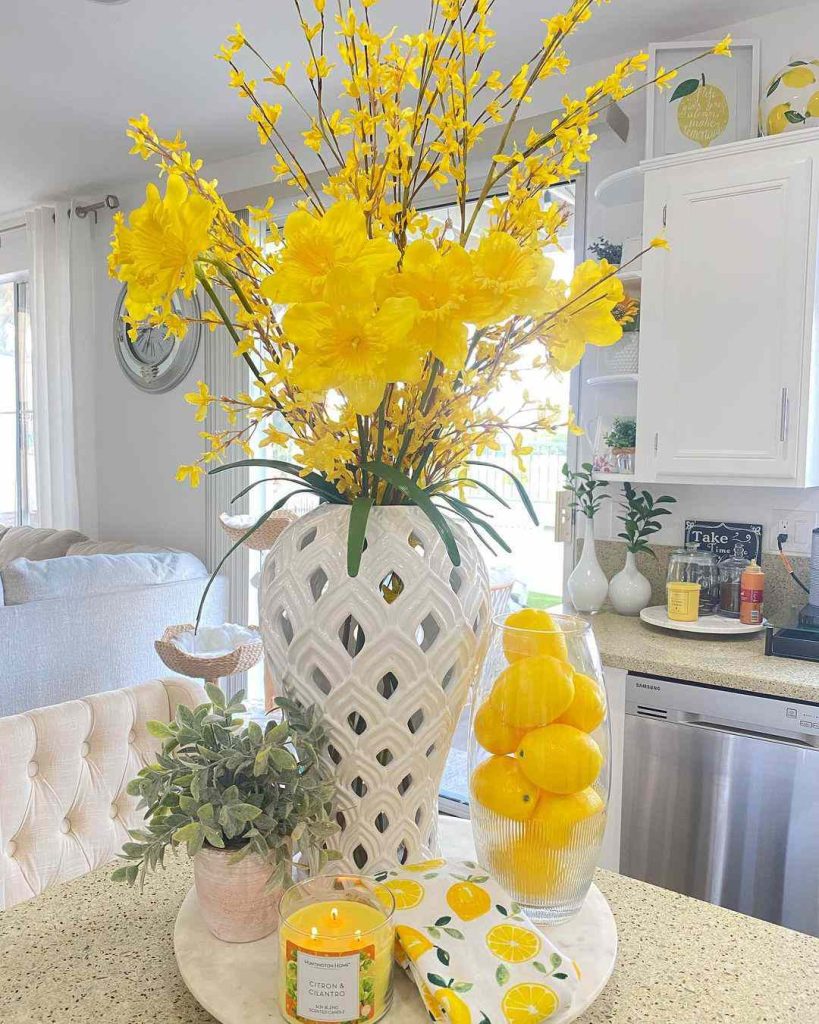 Lemon Vase